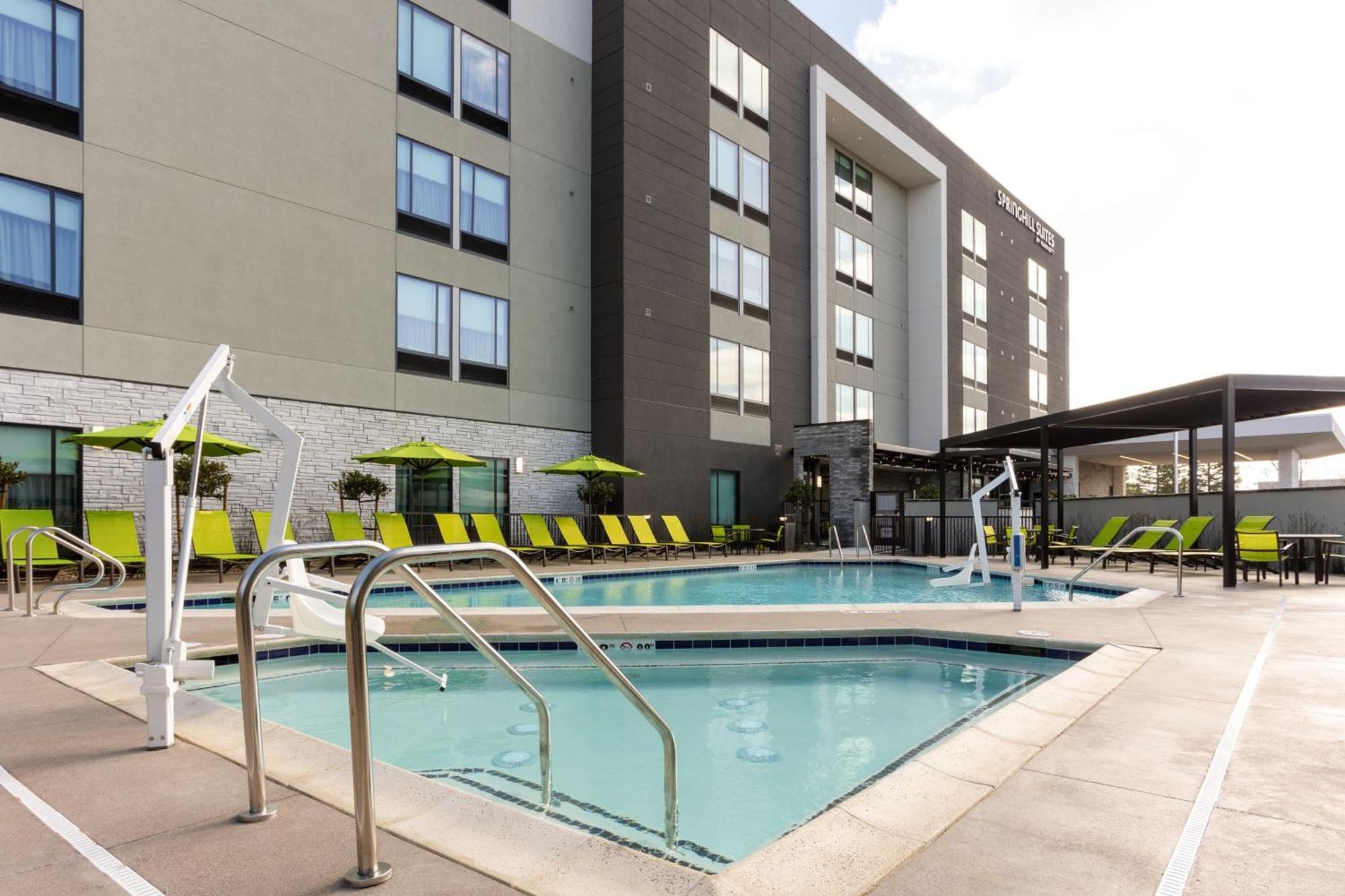 Springhill Suites By Marriott Pleasanton Buitenkant foto