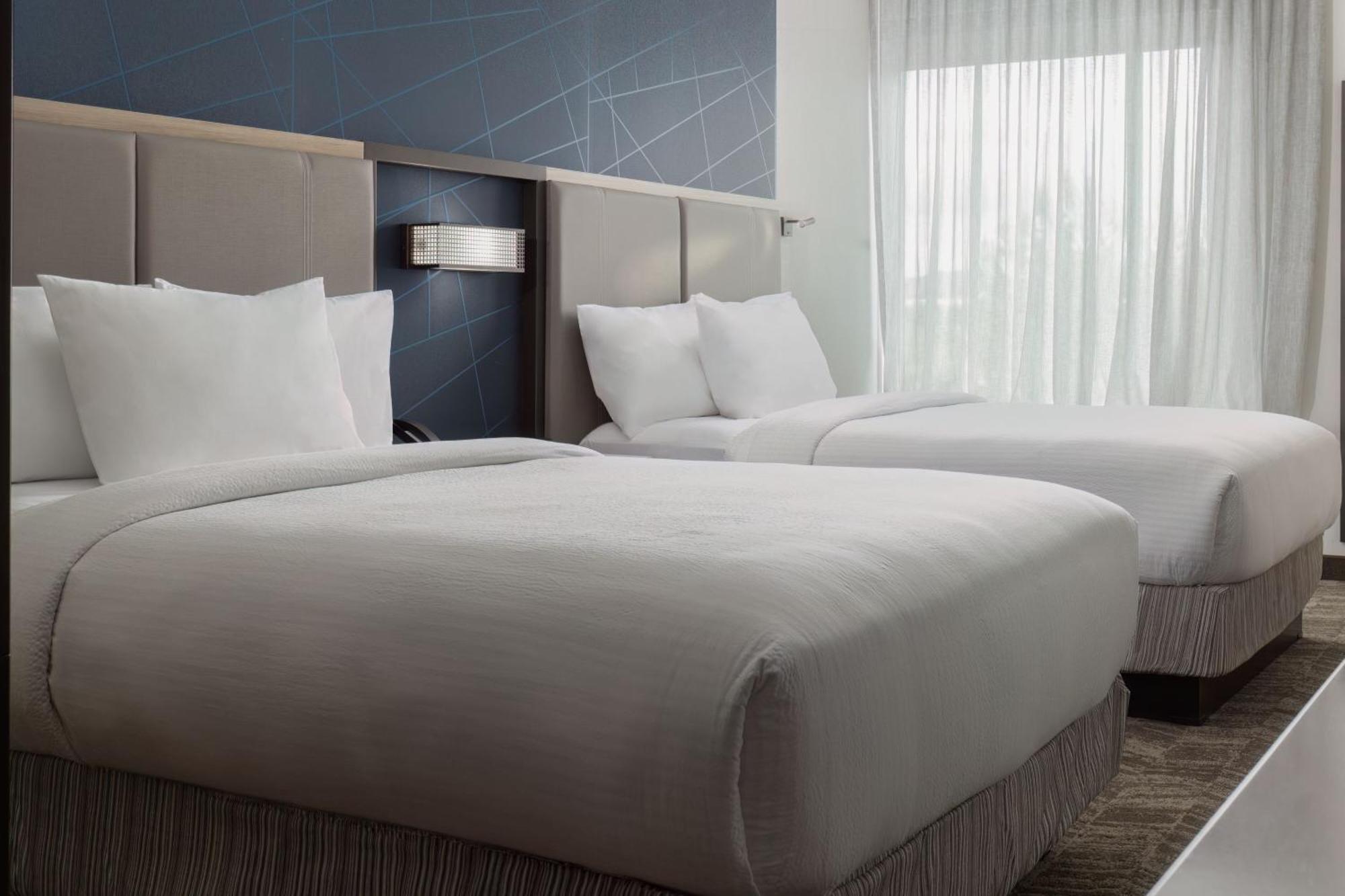 Springhill Suites By Marriott Pleasanton Buitenkant foto